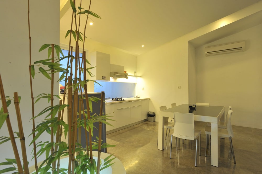 bali yarra villas seminyak