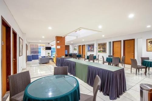 sans hotel prime cailendra yogyakarta by reddoorz