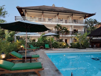 hotel grand kumala