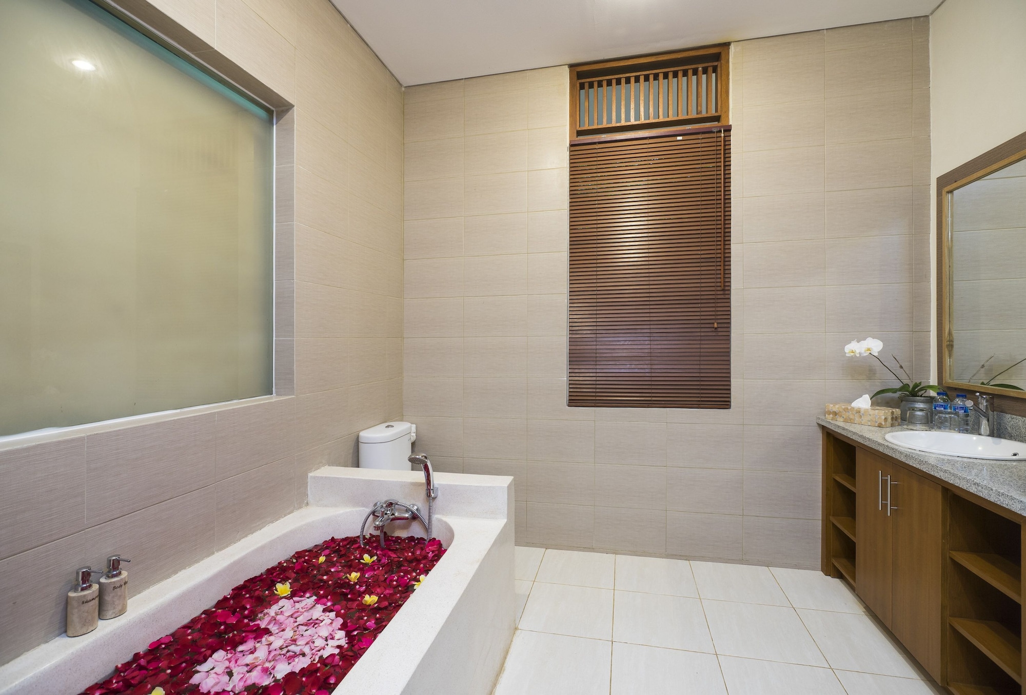 desak putu putera cottages