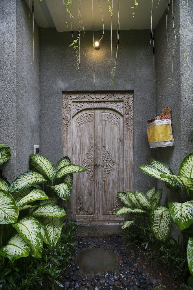 desak putu putera cottages