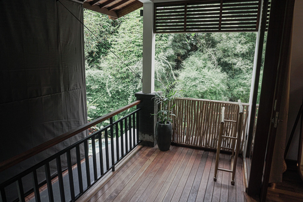 desak putu putera cottages