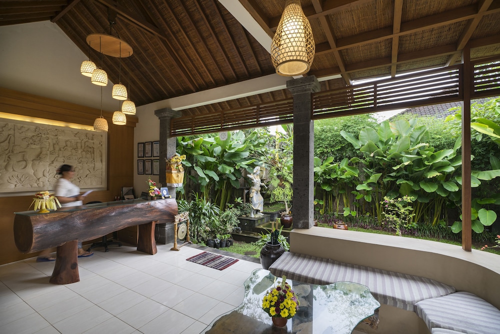 desak putu putera cottages
