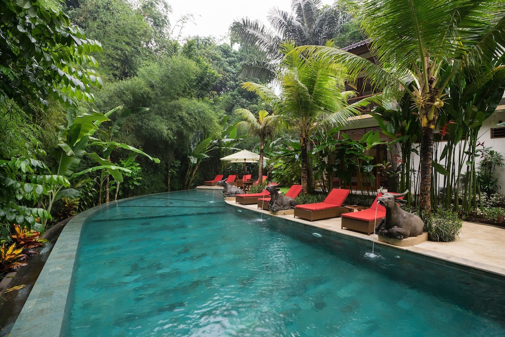 desak putu putera cottages