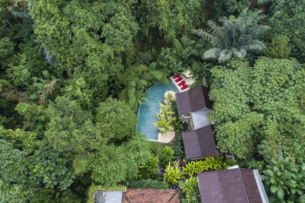 desak putu putera cottages