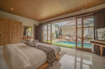 grand kesambi resort and villas