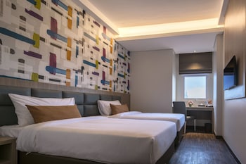 hotel 88 fatmawati jakarta by wh