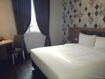 hotel 88 fatmawati jakarta by wh