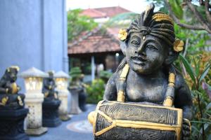 Sari Buana Bed & Breakfast,Kuta>>Bali,2 star