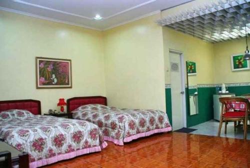 Susana Baru Hotel,,2 star