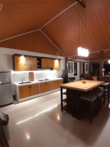 villa padi pakem