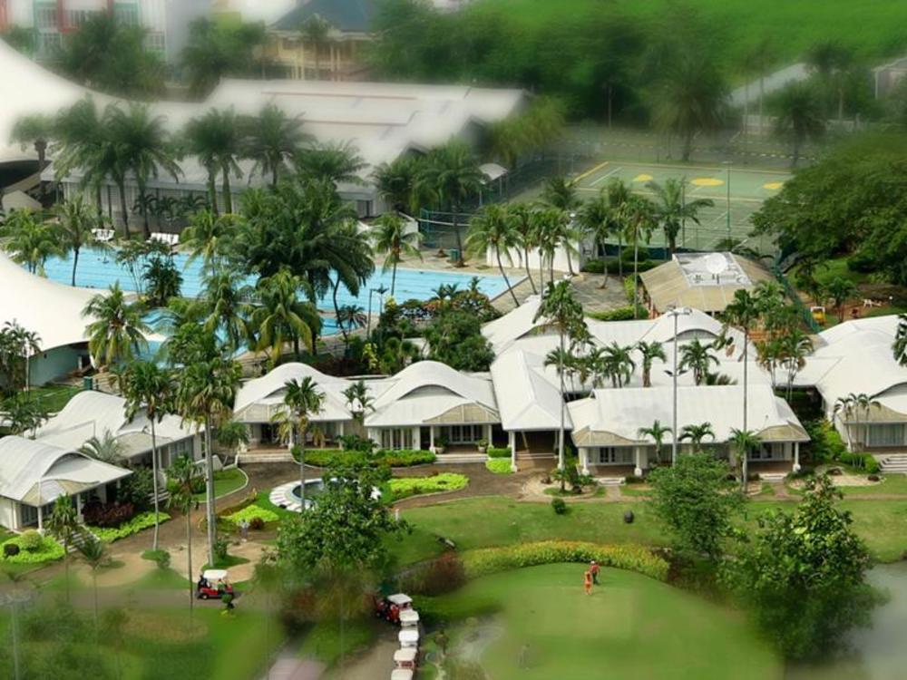 bungalow modern golf and country club