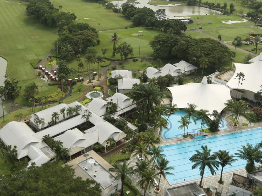 bungalow modern golf and country club