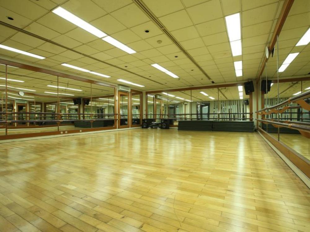 bungalow modern golf and country club