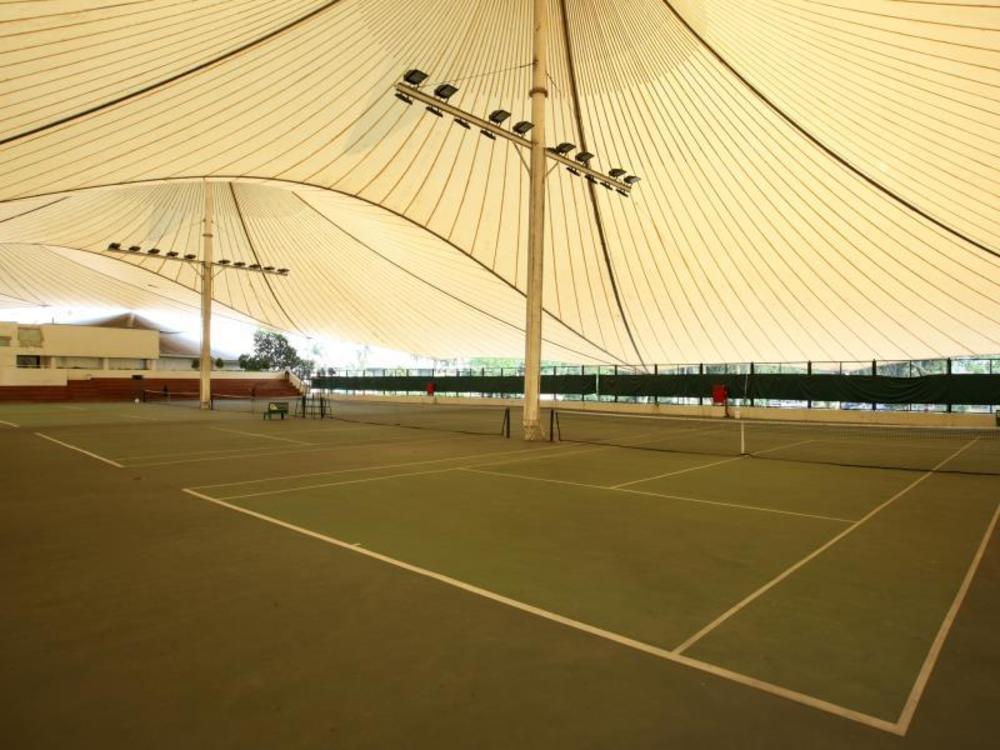 bungalow modern golf and country club