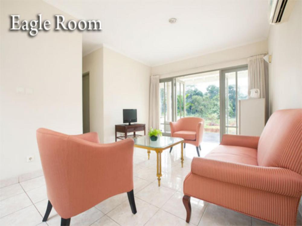 bungalow modern golf and country club