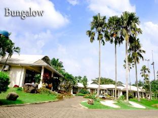 bungalow modern golf and country club
