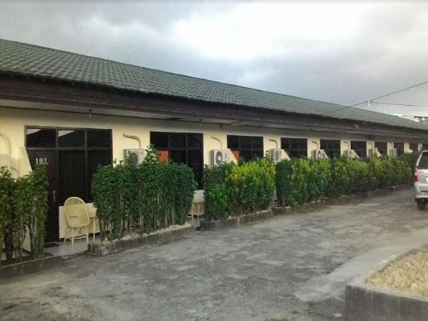 serayu hotel timika