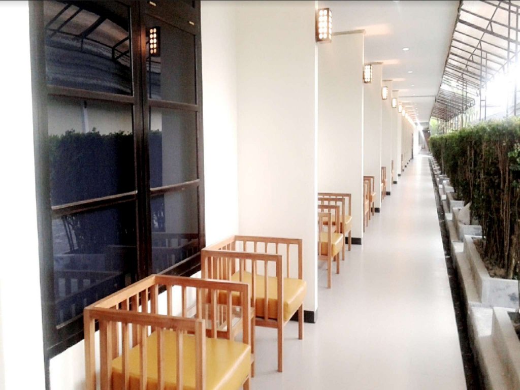 serayu hotel timika
