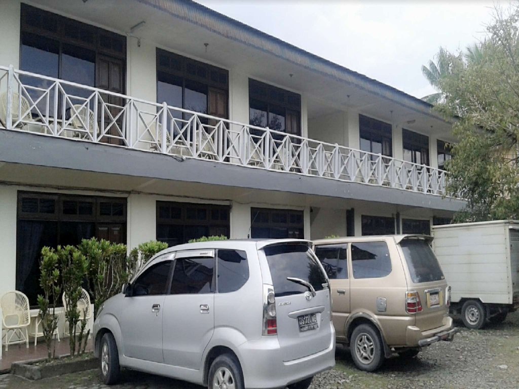 serayu hotel timika