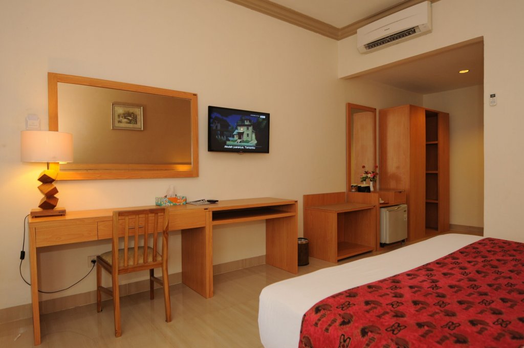 serayu hotel timika