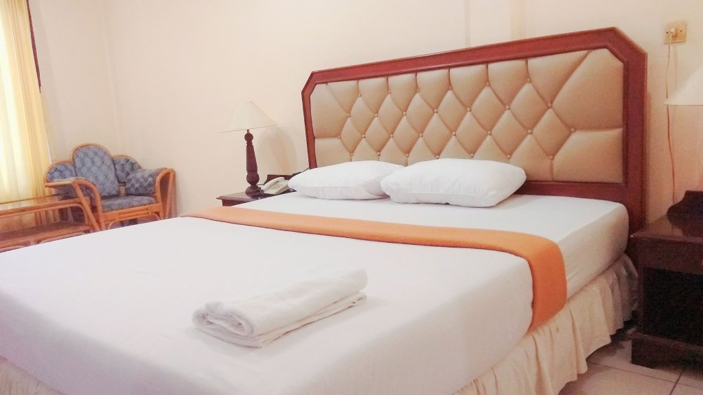 serayu hotel timika
