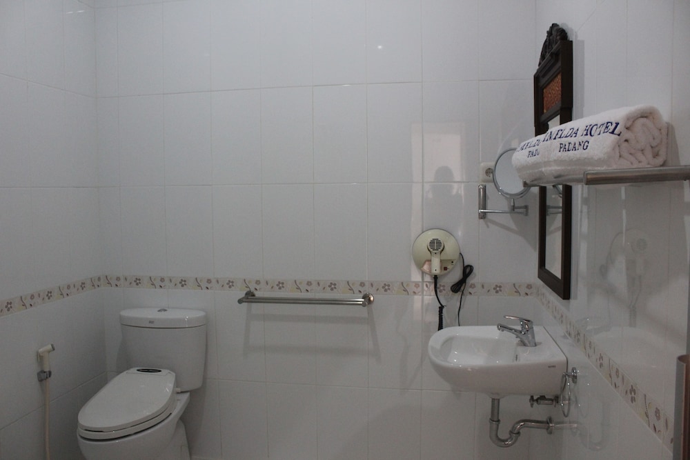 imelda hotel waterpark convention