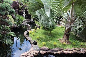 imelda hotel waterpark convention