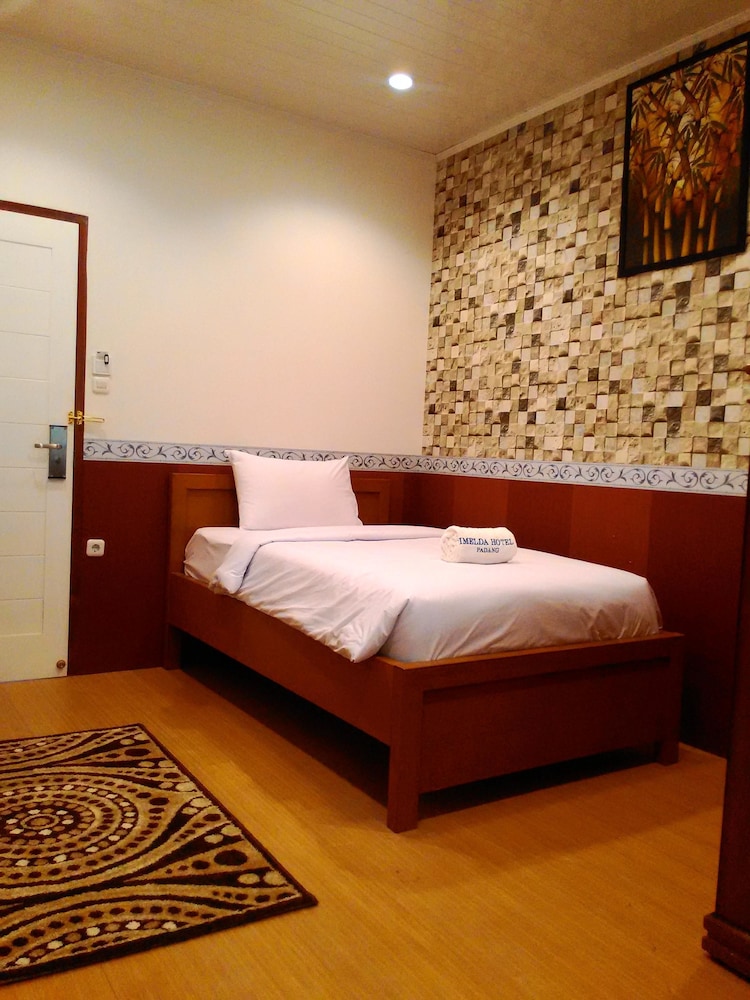 imelda hotel waterpark convention