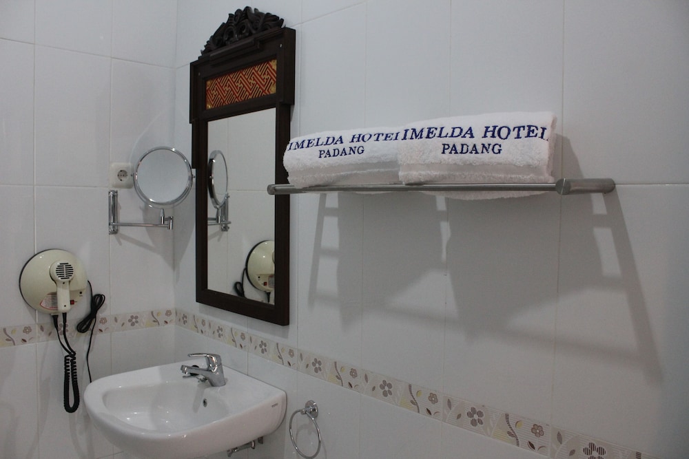 imelda hotel waterpark convention