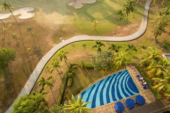puri kiic golf view hotel