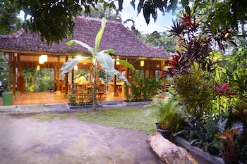 the riverside javanese cottages