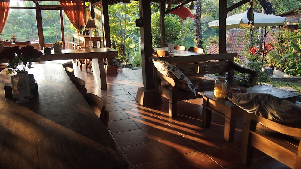 the riverside javanese cottages