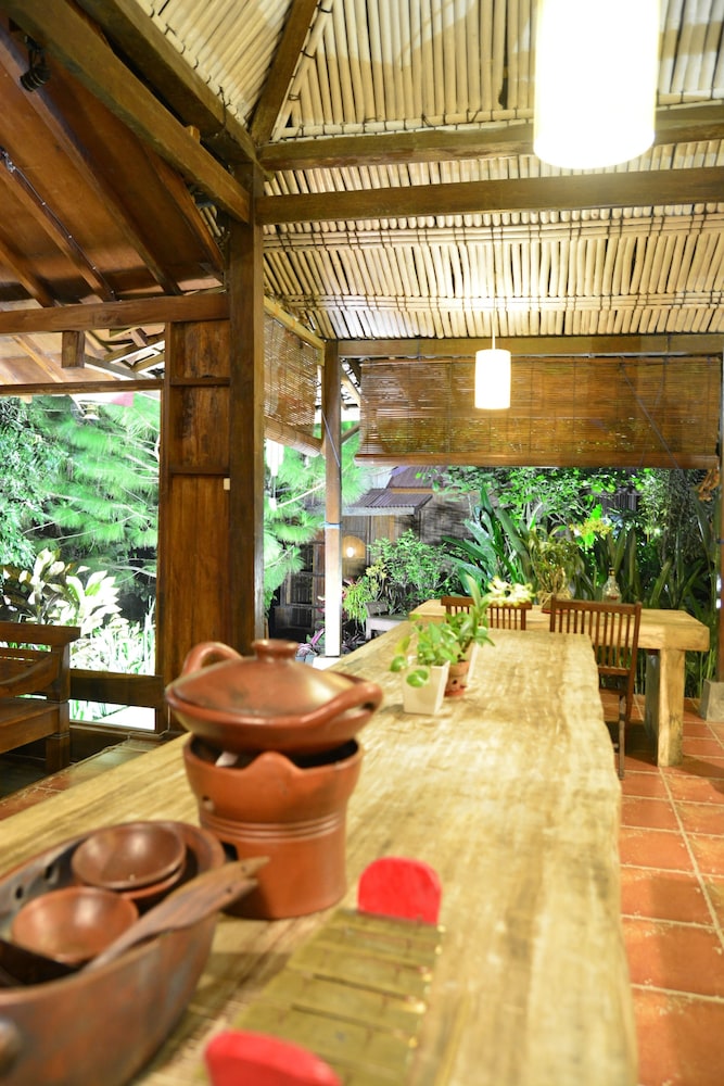 the riverside javanese cottages