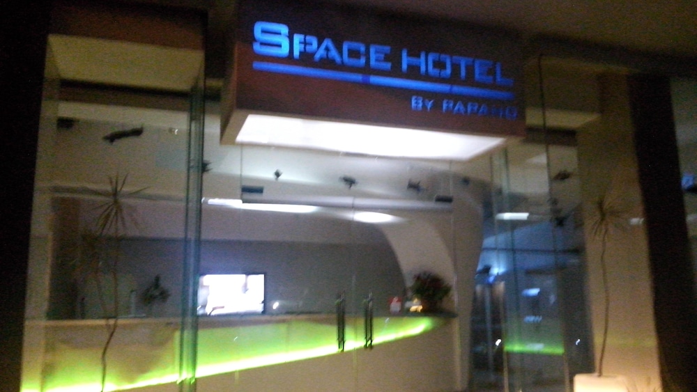 space hotel by papaho