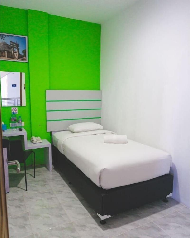 marcopolo homestay pekanbaru
