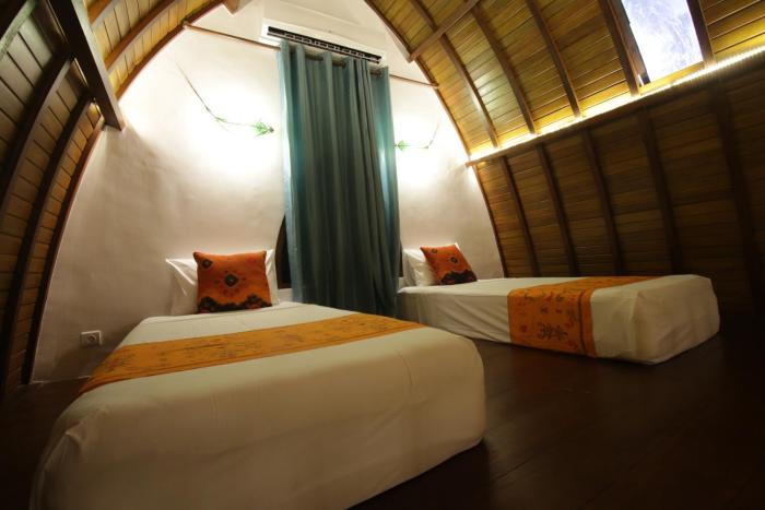 green bird villa
