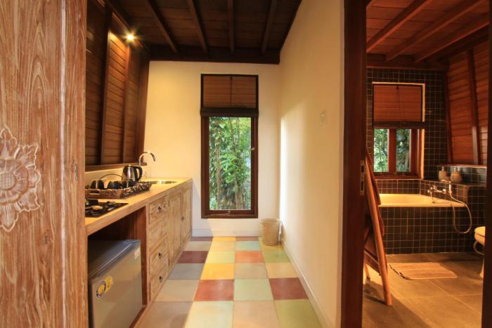 green bird villa