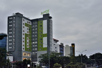 whiz prime hotel sudirman pekanbaru