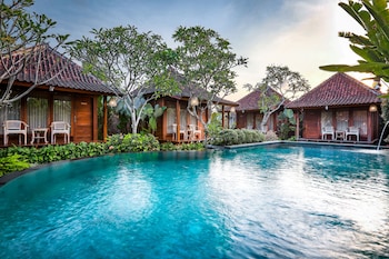 yana villas kemenuh by pramana villas