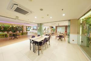 heef hotel pasar baru powered by archipelago