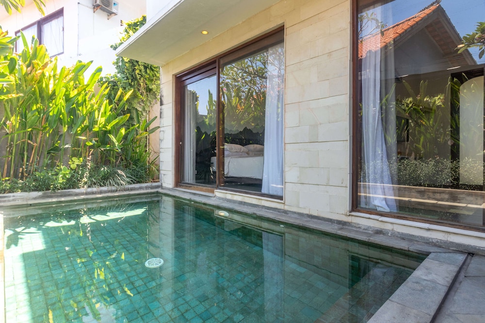 sanur art villas