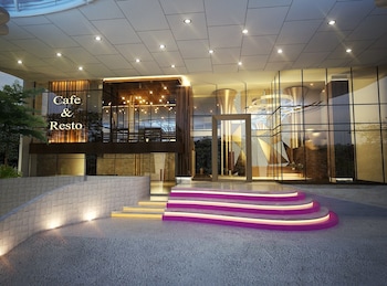 favehotel s parman medan