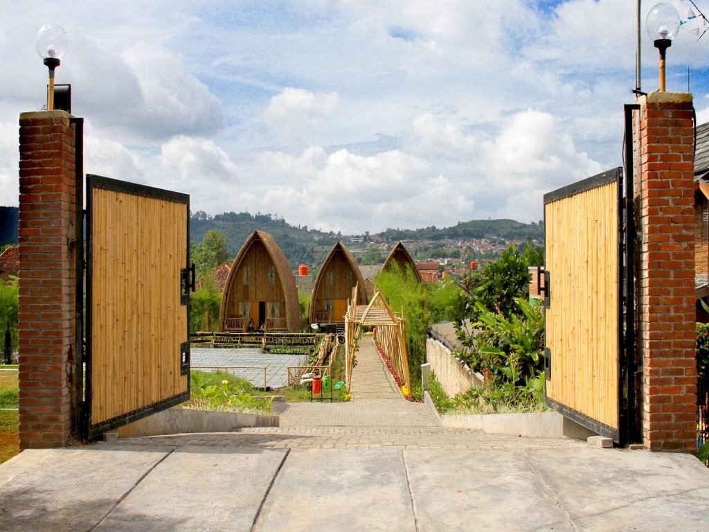 Villa Chavaminerva Bambu Lembang,Lembang>>Bandung,3 star