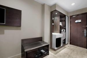 hotel neo balikpapan by aston