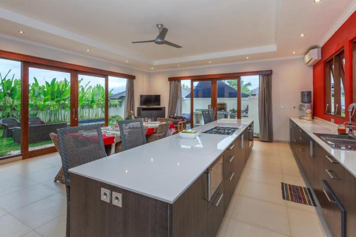solo villas and retreat