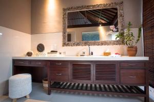 solo villas and retreat