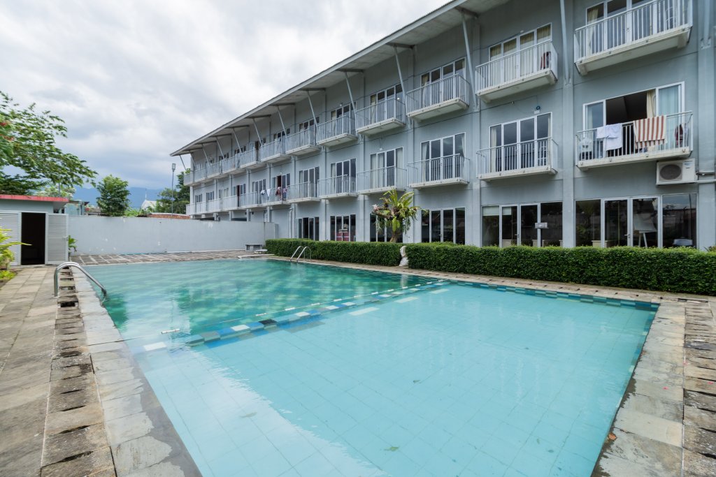sans hotel bogor indah nirwana puncak