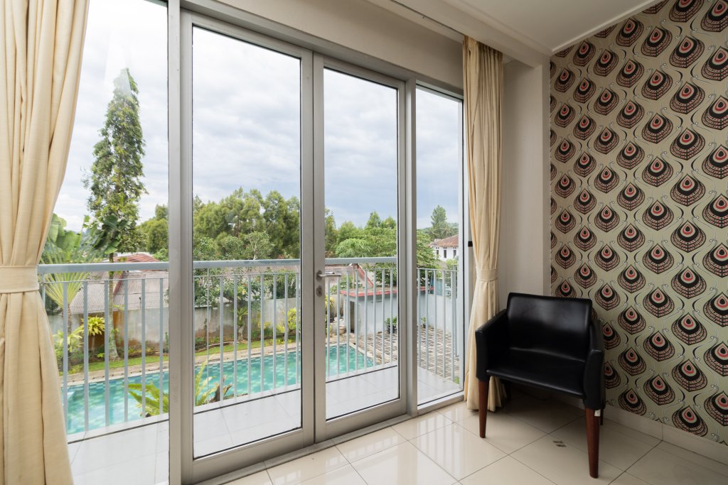 sans hotel bogor indah nirwana puncak