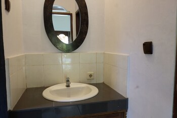 suastika bed and breakfast